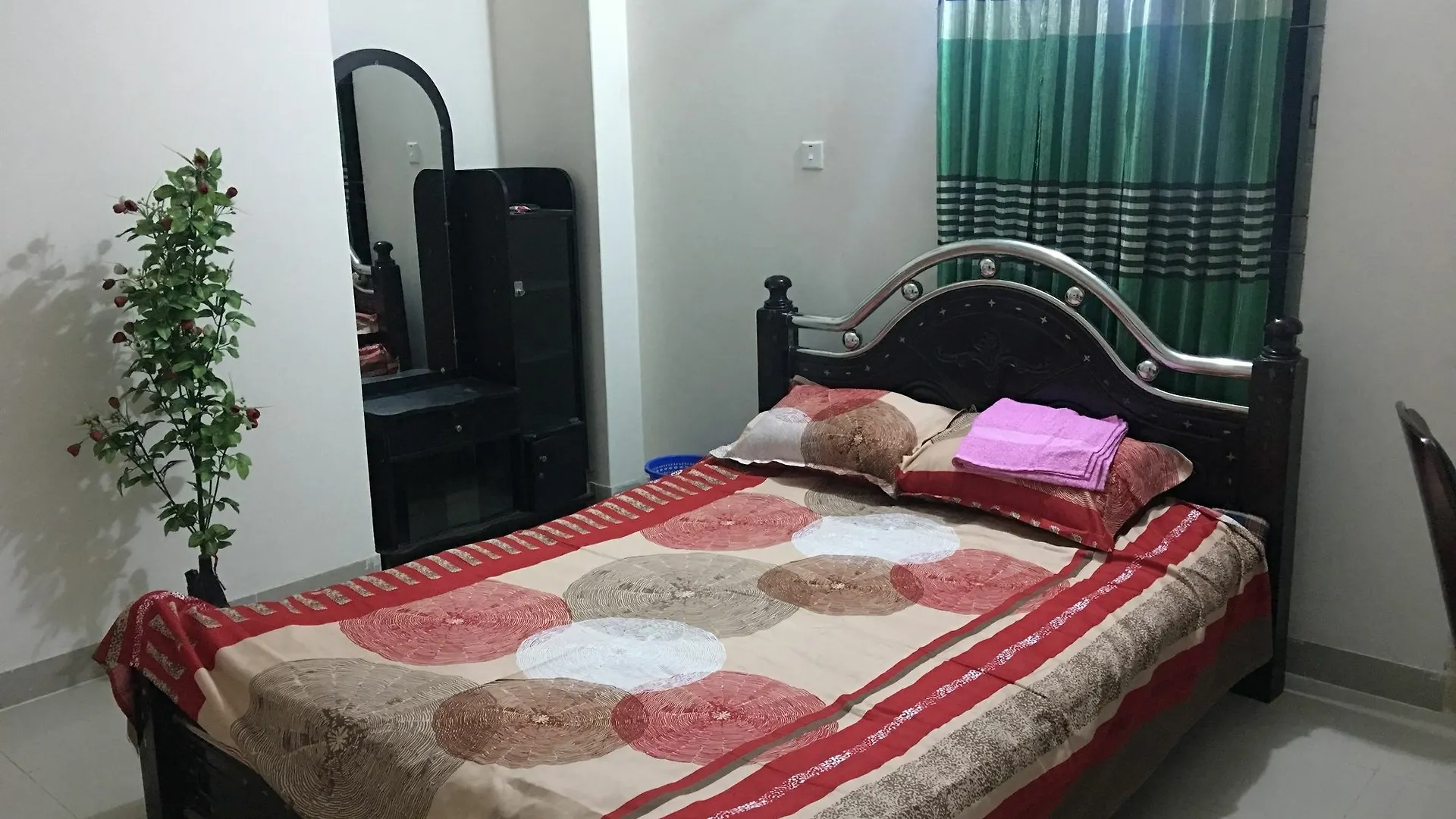 Amtec Fazilla Castle Apartment 다카 0*,